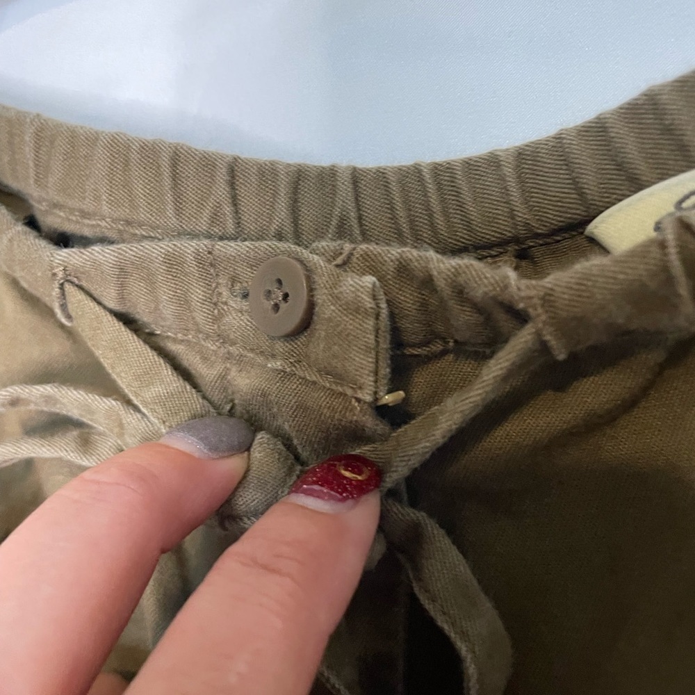 Eddie Bauer/ Olive Green cotton pants​​​​​​​​​​​​ - Picture 3 of 8